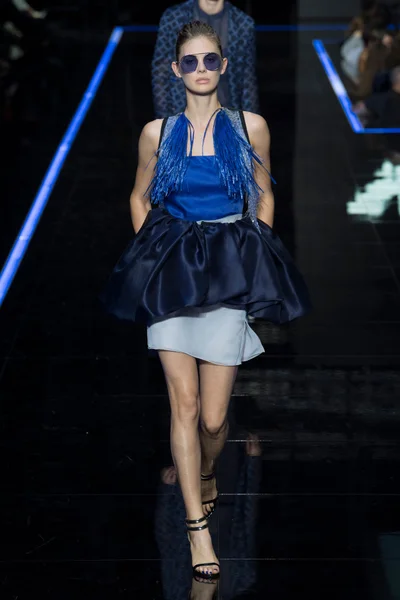 Look 143